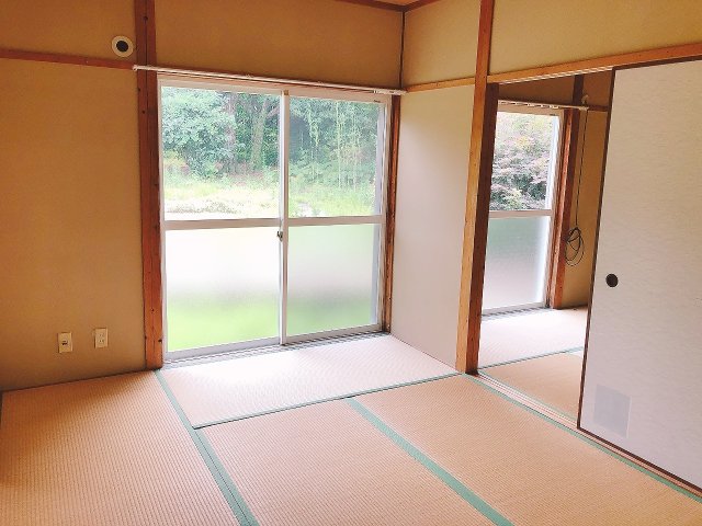 居室・リビング　静かな環境で全面棟なし★