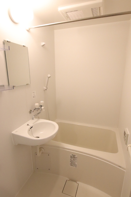 バス・シャワールーム　浴室