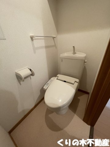 トイレ　トイレもきれいです