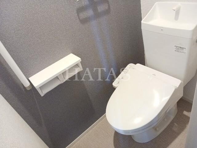 トイレ　同型タイプです。