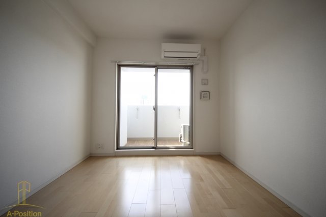 居室・リビング　アドバンス大阪グロウスII