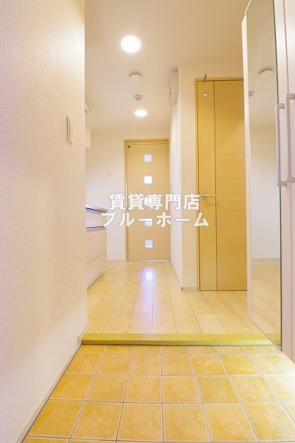 玄関　キレイな玄関スペース！