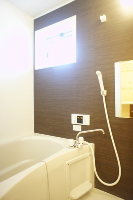 バス・シャワールーム　図面と現状に相違がある場合には現状を優先