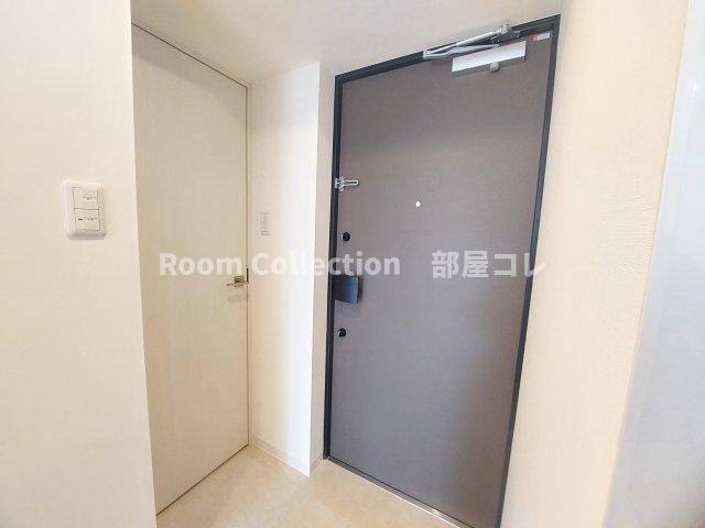 玄関　※同物件他部屋写真 反転の場合有