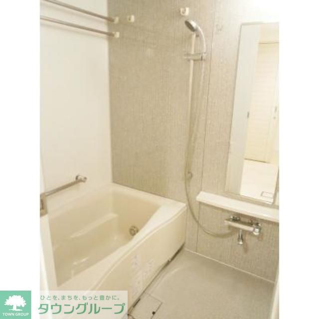 バス・シャワールーム　※写真は同タイプ住戸です。