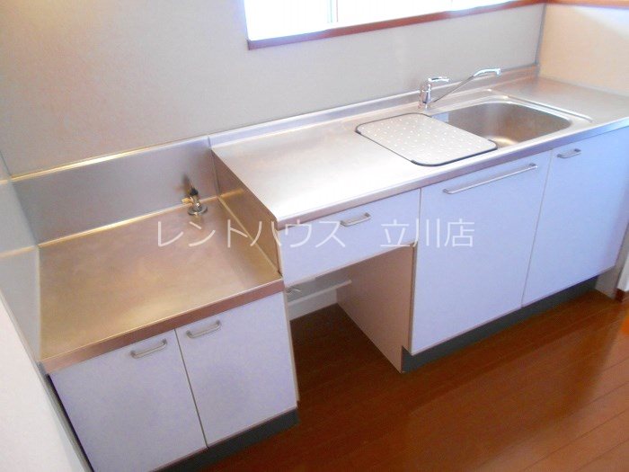 キッチン　別建物同タイプ参考写真