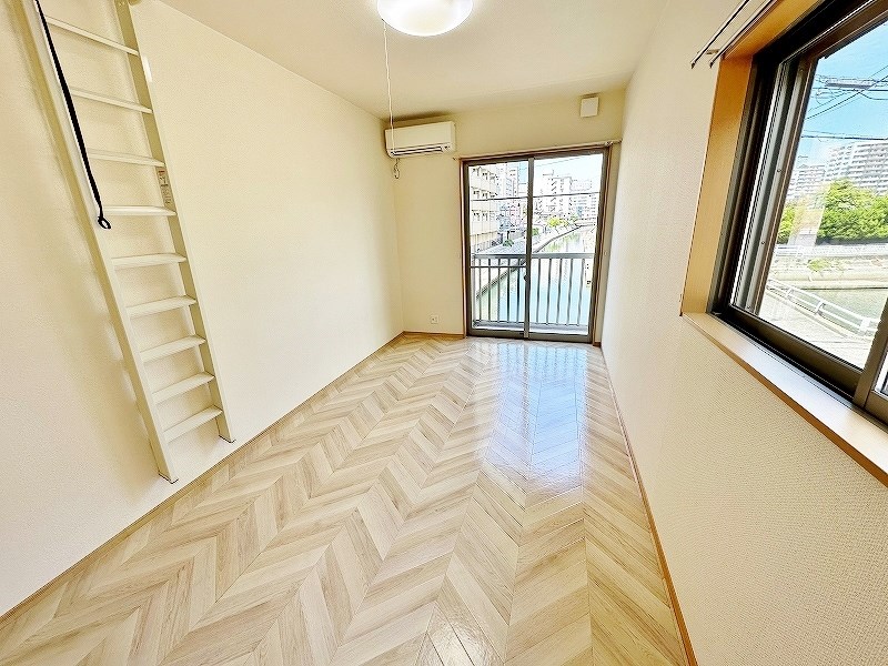 居室・リビング　★洋室7.5帖★