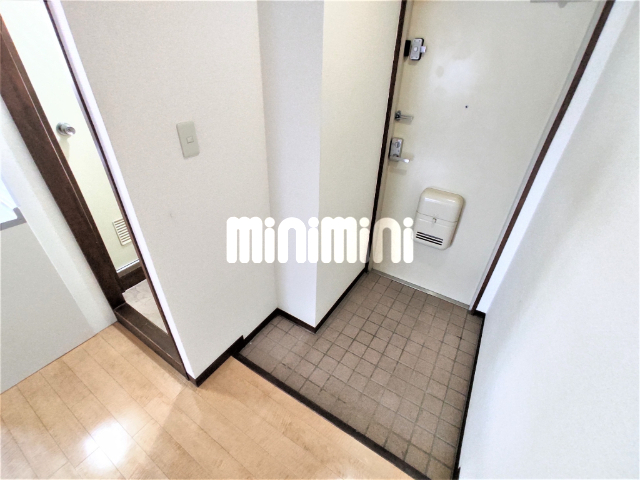 玄関　エアコン