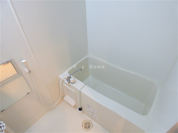 バス・シャワールーム　ゆったり浴室！