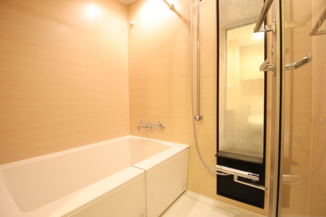 バス・シャワールーム　※別室の参考写真の為、現況優先です。