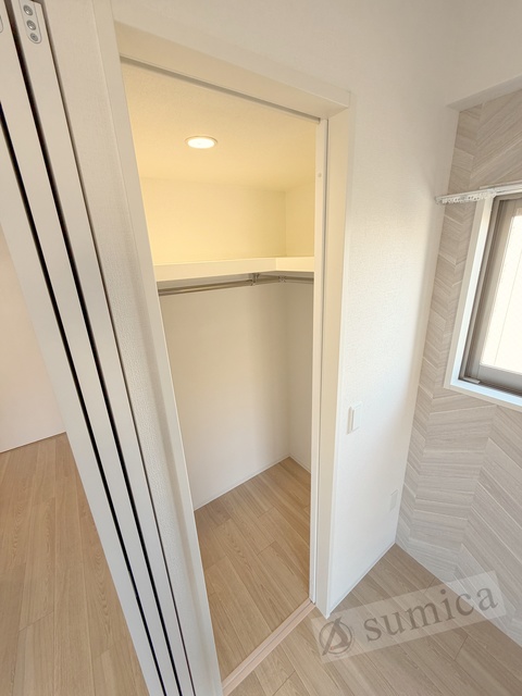 収納　階数により内装色が異なります