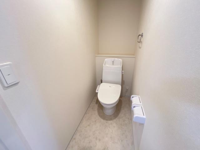 トイレ　トイレ