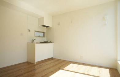 キッチン　※別部屋参考写真