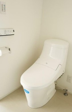 トイレ　※別部屋参考写真