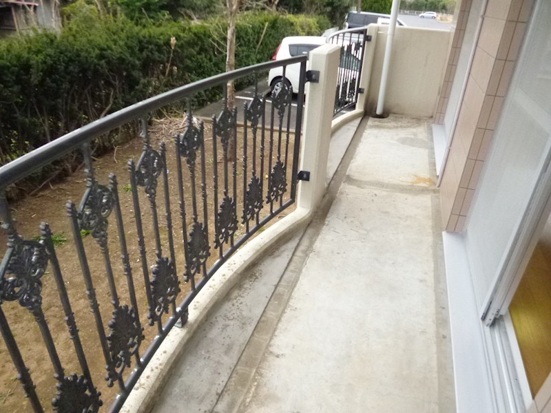 バルコニー　バルコニー