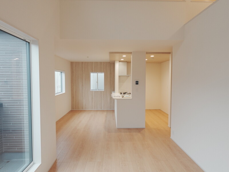 BLOOMING MAISON 新座市片山の居間写真