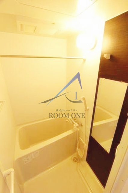 バス・シャワールーム　お風呂です。