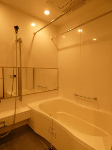 バス・シャワールーム　バス※別部屋参考写真