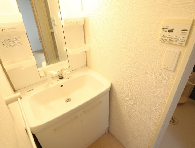 洗面設備　洗面所です