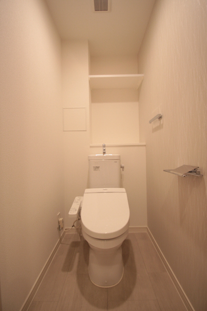 トイレ　※別室の参考写真の為、現況優先です。