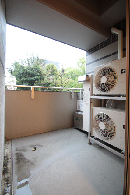 バルコニー　※別室の参考写真の為、現況優先です。