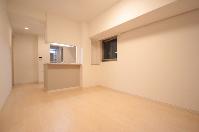 居室・リビング　※別室の参考写真の為、現況優先です。