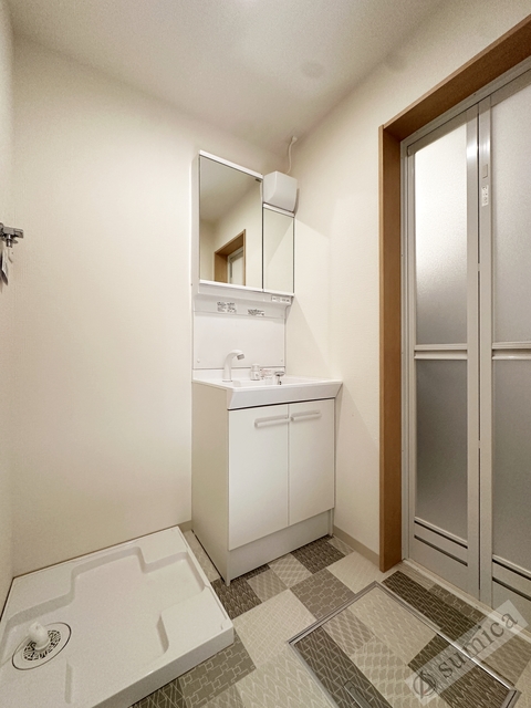 洗面設備　シャンプードレッサー付き・朝シャンもこちらで♪♪