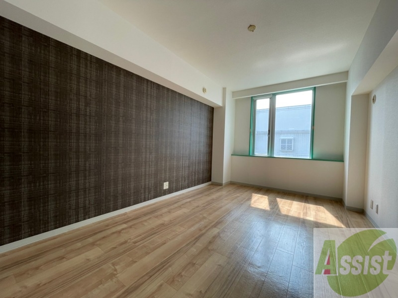 居室・リビング　広くてキレイな洋室が広がっていて、充実した生活が送れそう。