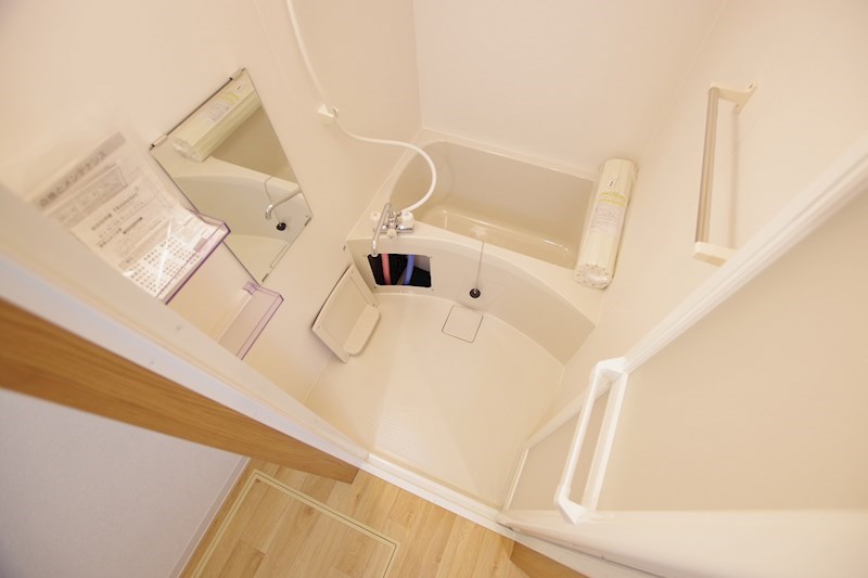 バス・シャワールーム　※303号室の写真使用中