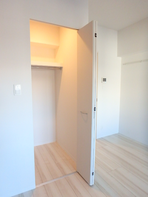 収納　ウォークインクローゼット