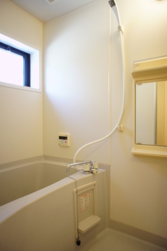 バス・シャワールーム　図面と現状に相違がある場合には現状を優先