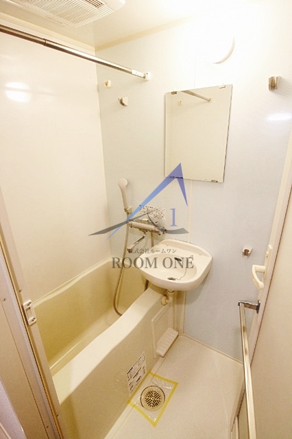 バス・シャワールーム　お風呂です。