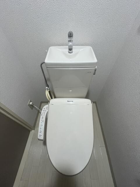 トイレ　（別タイプ参考写真）アミスタ小石川　文京区小石川4