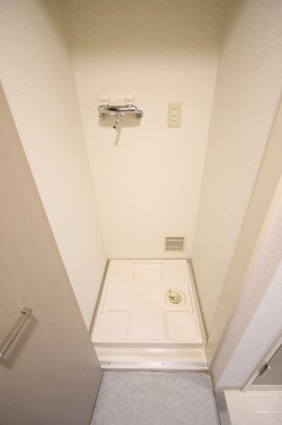 洗面設備　（別タイプ参考写真）アミスタ小石川　文京区小石川4