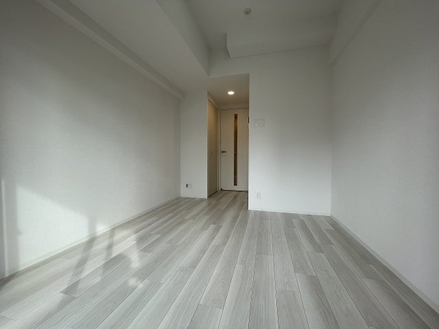 居室・リビング　こちらのリビングで趣味の時間をお楽しみください