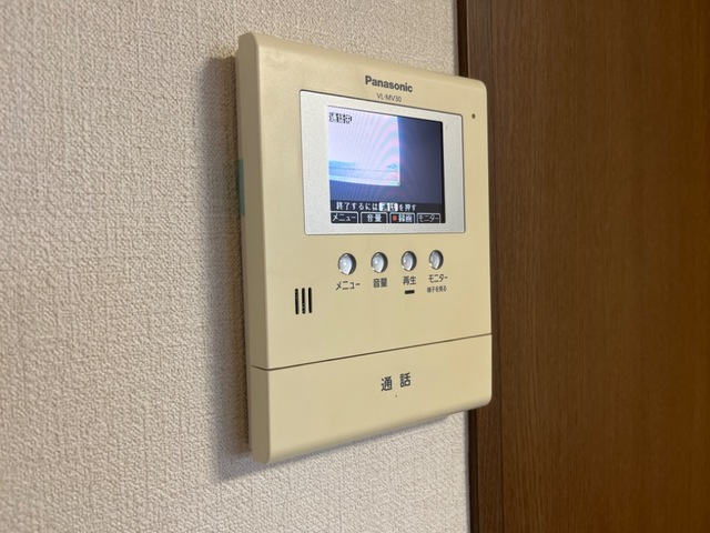 セキュリティ　TVモニター付きで安心です☆