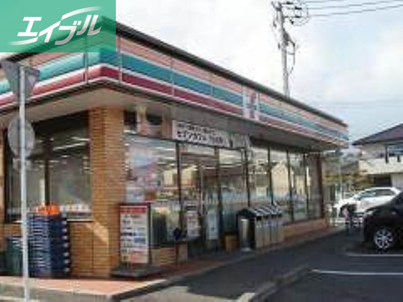 コンビニ　セブンイレブン倉敷連島北店（コンビニ）まで818m
