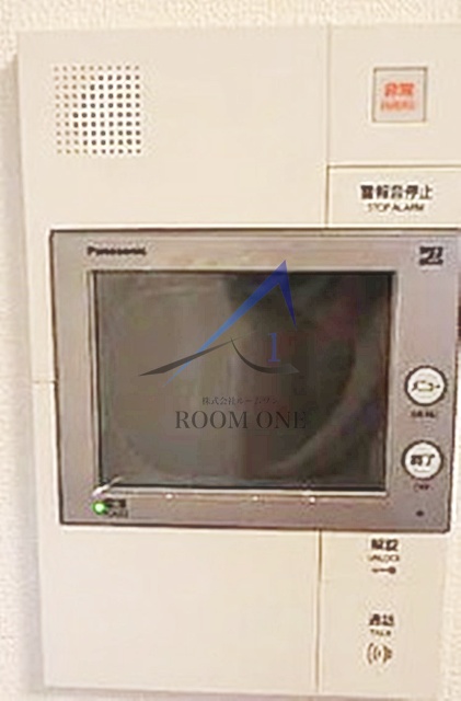 セキュリティ　モニター付きインターホンです。