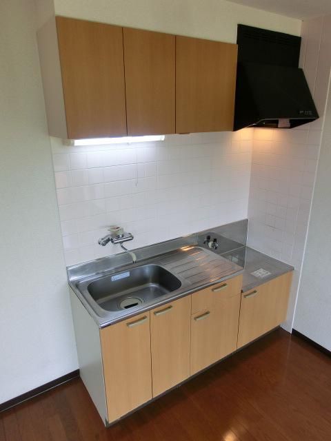 キッチン　広々としたキッチン　ガスコンロ設置可