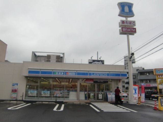 コンビニ　ローソンストア１００（コンビニ）まで435m