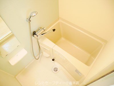 バス・シャワールーム　風呂