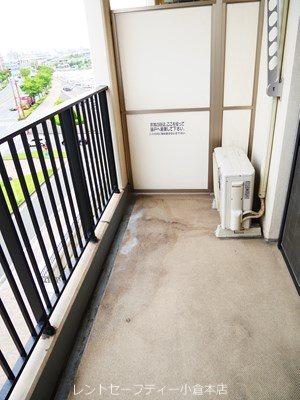 バルコニー　収納