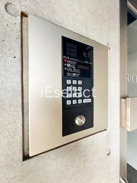 セキュリティ　安心のオートロック完備