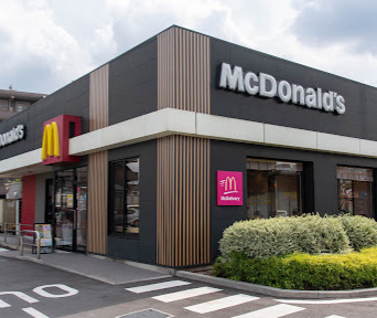 飲食店　マクドナルド 草加遊馬町店（飲食店）まで1248m