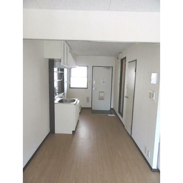 その他部屋・スペース　同じ間取りの別部屋写真です