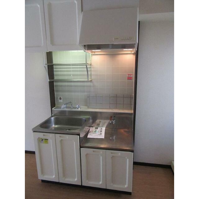 キッチン　同じ間取りの別部屋写真です