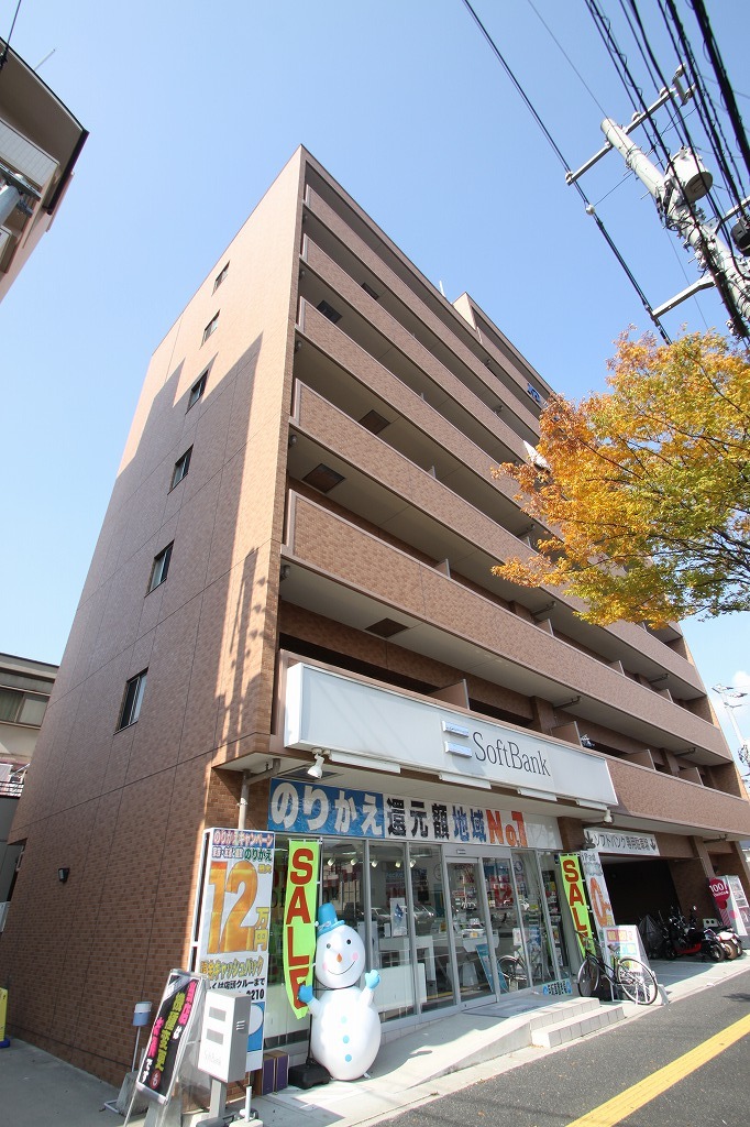 建物外観　☆翠の築浅物件　広大生にもオススメです☆