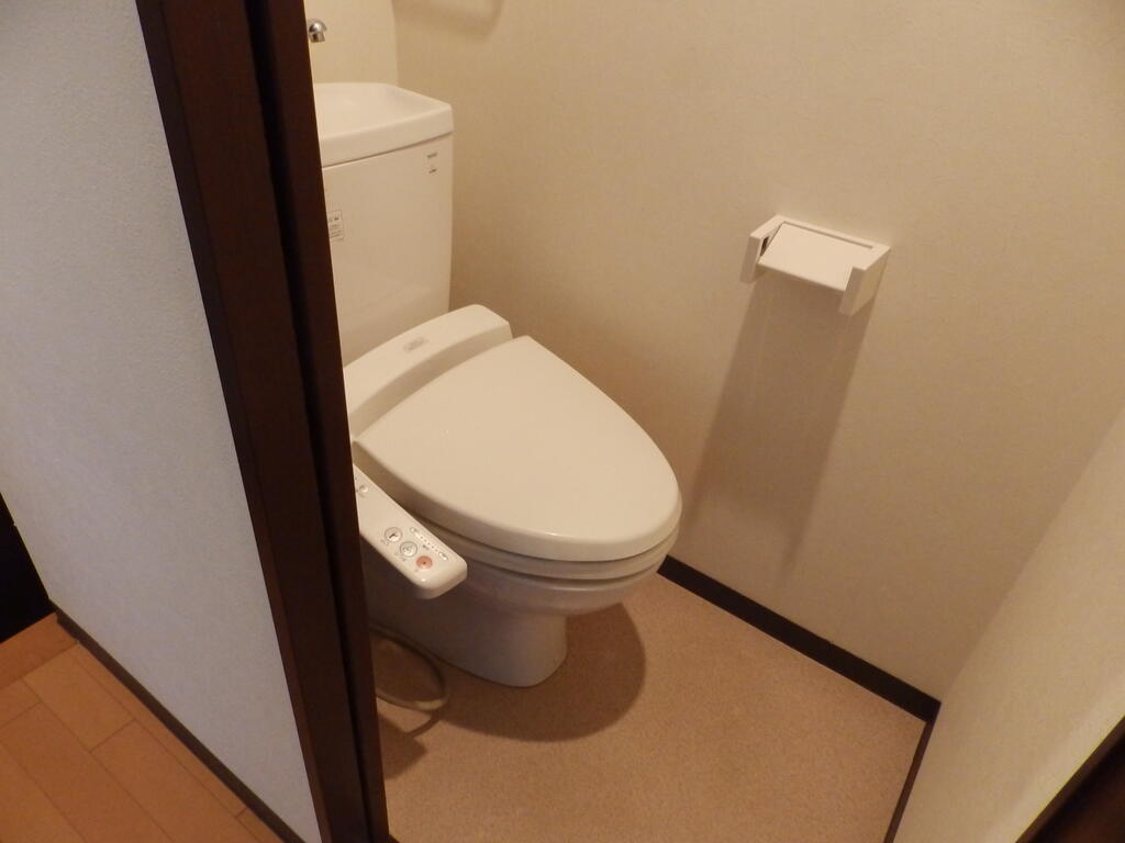 トイレ　ウォシュレット