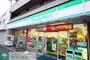 コンビニ　ファミリーマート（コンビニ）まで216m