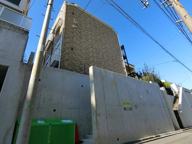 建物外観　レンガ調のおしゃれな外観♪